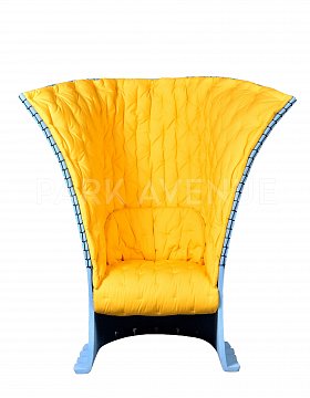 Кресло в комплекте с подушкой